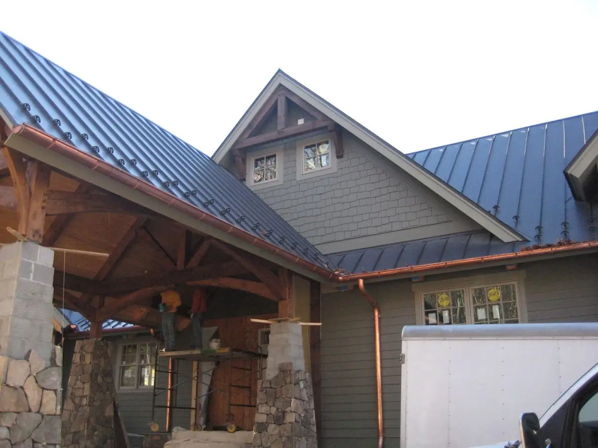 Craftsman Roofing team delivering quality roofing work in Mixville